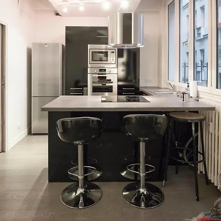 Design Studio Near Montmartre *